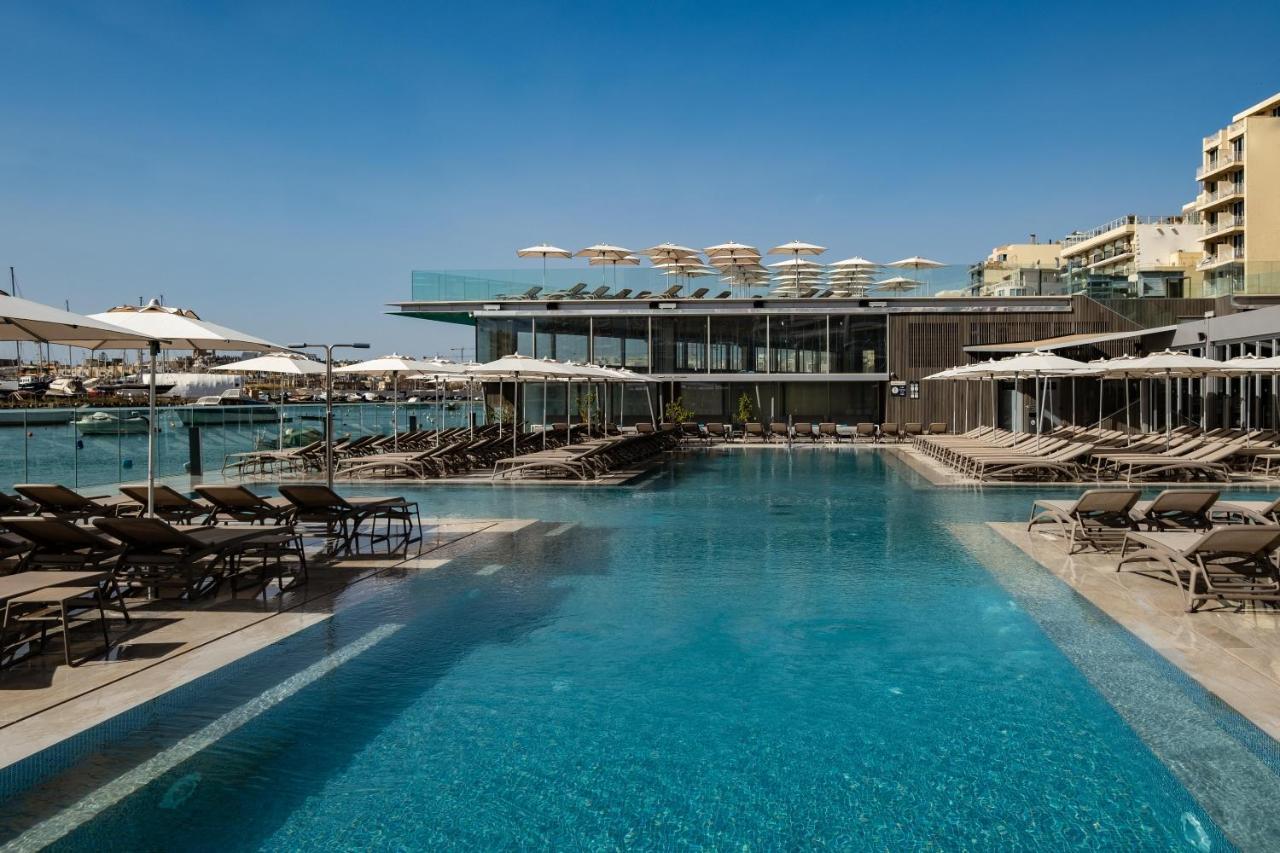 Strand Suites By Neu Collective Gzira Esterno foto