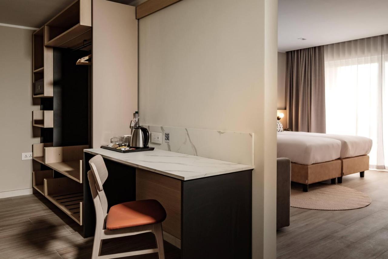 Strand Suites By Neu Collective Gzira Esterno foto