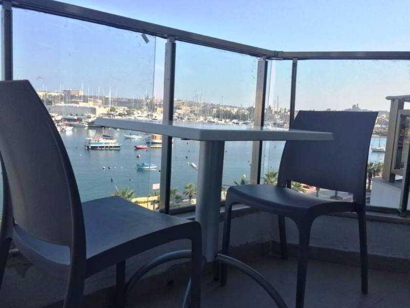 Strand Suites By Neu Collective Gzira Esterno foto