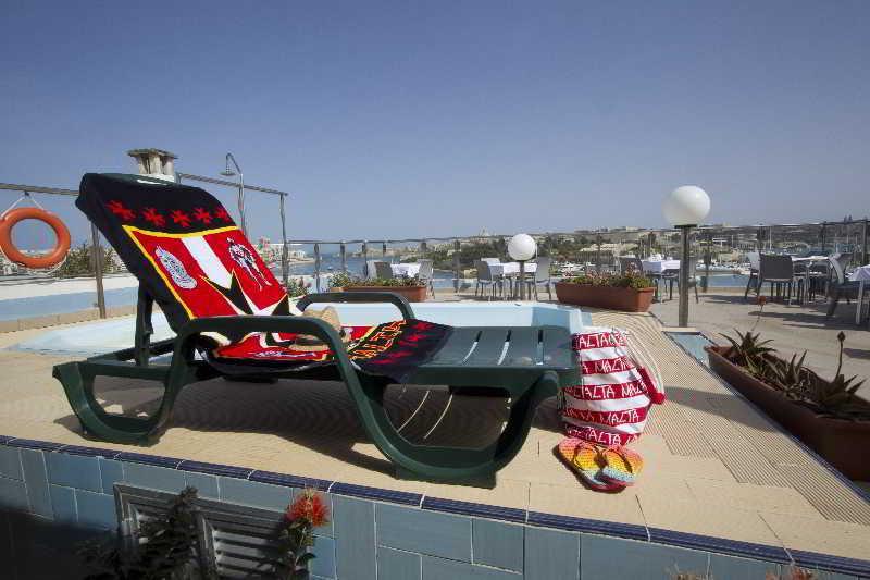 Strand Suites By Neu Collective Gzira Esterno foto